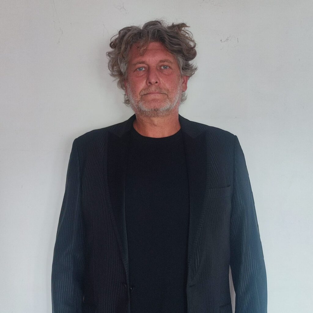 Korpos András színművész